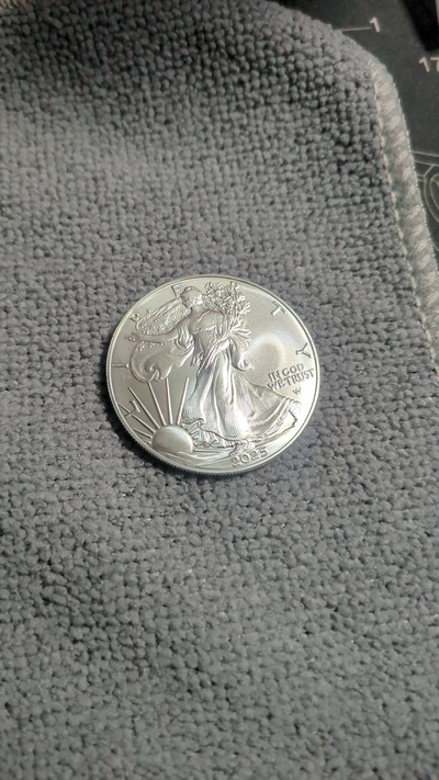 2025 American Silver Eagle BU